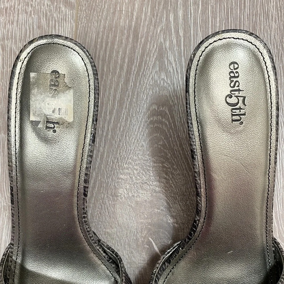 East 5th Slip On Sandal Heeled Reptile Snakeskin Print 8M - Picture 6 of 13